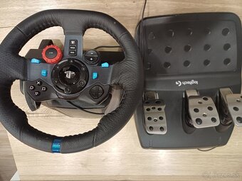 Predám volant Logitech na PS - 2