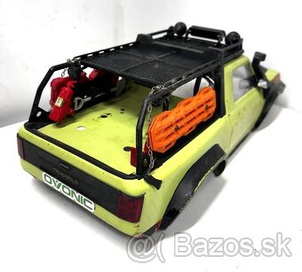 BAZAR - karoserie TRX-4 Sport s doplňky a světly - 2