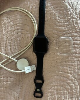 Apple Watch 4 40mm - 2