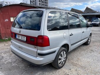 VW Sharan 1.9 TDI - 7 míst - 2