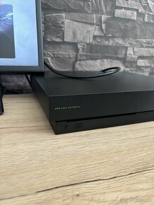 Xbox One X 1TB (4k) - 2