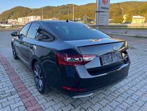 Škoda Superb 2.0 TDI SCR Sportline 4x4 DSG - 2