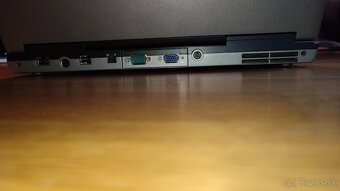 Dell Latitude D820 15" - 2