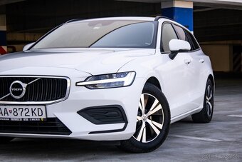 Volvo V60 D3 Momentum A/T - 2