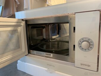 Mikrovlnná rúra Gorenje 235 SYW - 2