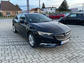 Opel INSIGNIA 2020 - 119 565 km - - 2