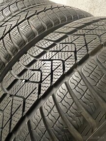 Pirelli 225/55 R17 4x=250€ - 2