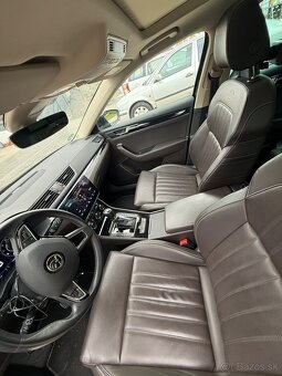 Škoda Superb Combi 2.0 TDI SCR L&K 4x4 DSG webasto/pano/virt - 2