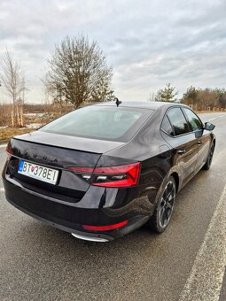 Škoda Superb 2.0 TSI benzín Sportline 140kW r. 2022 - 2