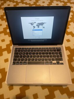 MacBook Air 2020 (Retina 13 - inch 2020) - 2