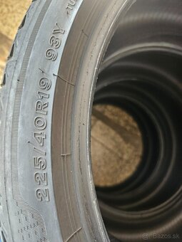 225/40 R19 Bridgestone letné pneu RFT - 2