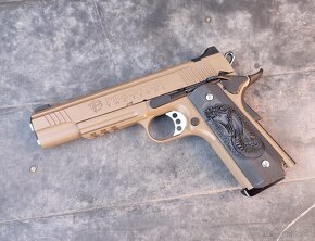 Colt 1911 pažbičky moderný tvar venom ABS - 2