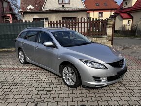 Mazda 6 2.0i 108kW 2009 135458km  TAŽNÉ WEBASTO - 2