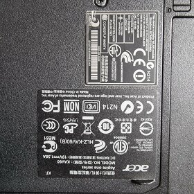 ACER Aspire one KAV60 - 2