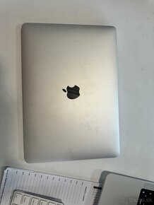 Macbook Pro 13” s touch bar - 2