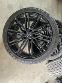 Mak elektróny 275/45 r21 - 2