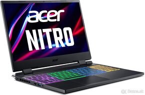 Acer Nitro 5, RTX 4060 8 GB, Intel i5 12450H, 16 GB DDR5 - 2