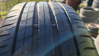 Letné pneu 225/50 R18 --- DUNLOP - 2