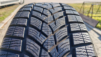 Zimné pneu 225/65 R17 --- GOOD YEAR - 2