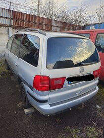 Seat Alhambra 1.9 tdi 85 kw rozpredam - 2