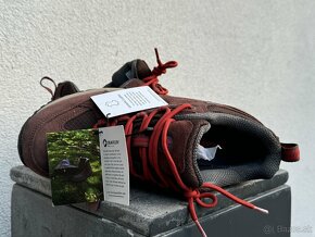 Predám outdoor kožené topánky TRAVELIN - 2