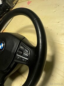 Bmw f10/f11 volant - 2