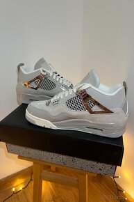 Jordan 4 Retro Frozen Moments - 2