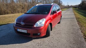 Toyota Corolla Verso Benzín 1.8 VVT-i A/T - 2