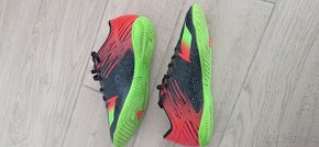 Halovky Adidas Vel. 35.5 - 2