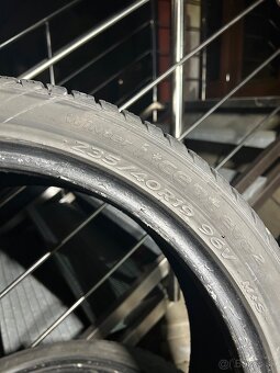 ✅235/40 R19 Hankook zimné - 2