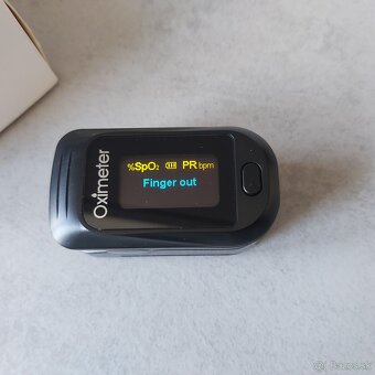 Pulzný oximeter 4 in1 - 2