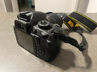 Nikon D3100 - TOP STAV - 2