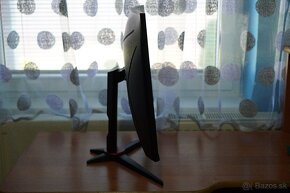 Predám 27" AOC C27G2ZE/BK Gaming monitor - 2