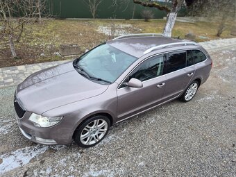 Predám náhradné diely na ŠKODA SUPERB 2 II combi - 2