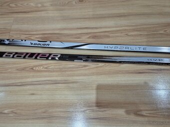 Predám hokejky bauer vapor hyperlite pravá - 2