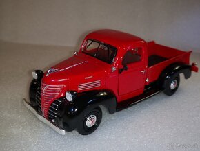 Plymouth Pickup 1941, 1:24. - 2