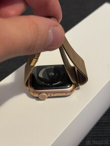 Apple Watch Series 5, 40 mm Gold - 2