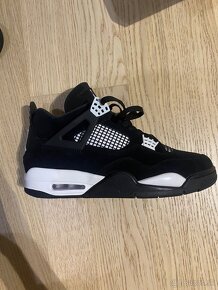 Nike Air Jordan 4 (46) - 2