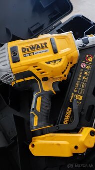 Dewalt - 2