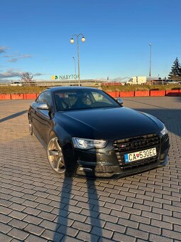 AUDI S5 4.2 V8 Quattro Coupe - 2