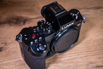 Panasonic Lumix S5 - 2