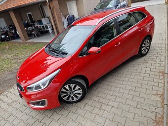 KIA Ceed SW 1.6 CRDi VGT 136k Automat Platinum (diesel) - 2