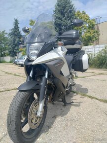 Honda VFR800X Crossrunner - 2