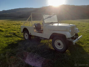 Jeep CJ 6 - 2