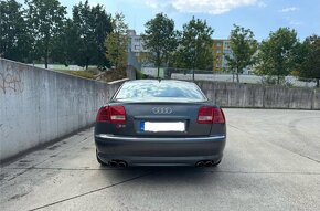 Audi s8 d3 - 2