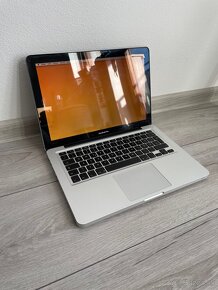 MacBook Pro 13” (Early 2011) - 2