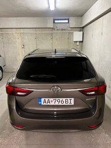 Toyota avensis combi 2018 - 2