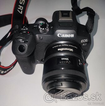 Canon R7 - 2