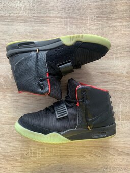 Nike Air Yeezy 2 Solar Red - 2