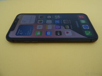 iPhone 11 64GB - ZÁRUKA 1 ROK - 100% BATERIA - 2